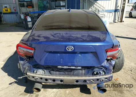 2018 Toyota 86 from USA, damaged, VIN JF1ZNAA14J8701784